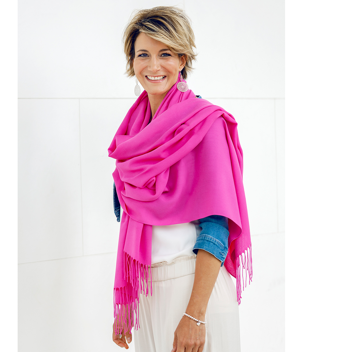 Fuchsia hotsell cashmere scarf